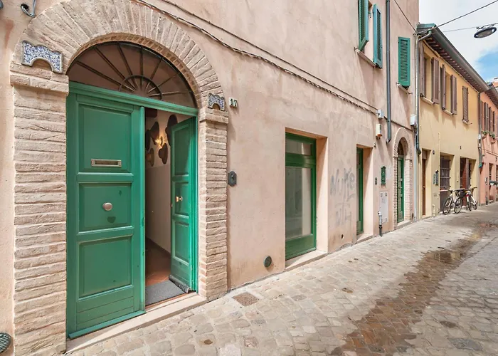 Guesthost - A Casa Di Mimma! *